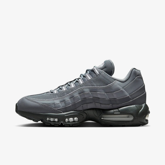 Nike Air Max 95 Dark Grey Anthracite side view with layered upper and iconic Air cushioning design.