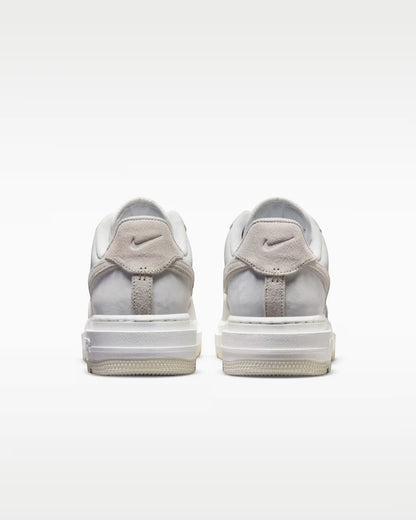 Nike Air Force 1 Luxe
