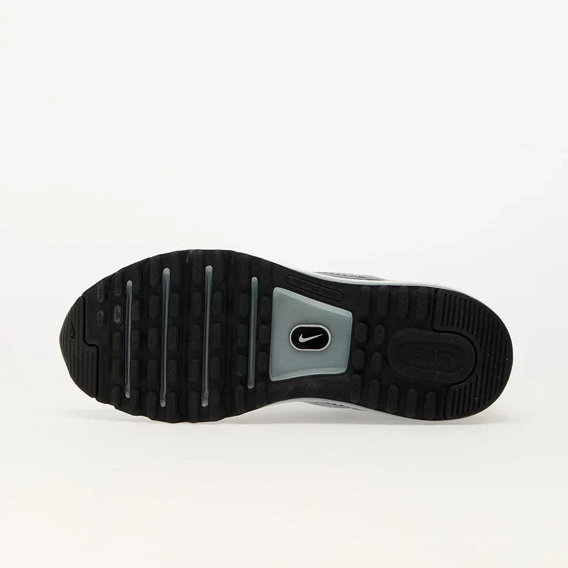 Nike Air Max 2013 Metallic Silver / Black