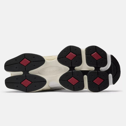 New Balance 9060 Light Grey