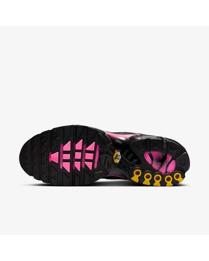 Nike Air Max Plus 'Black Hyper Pink'