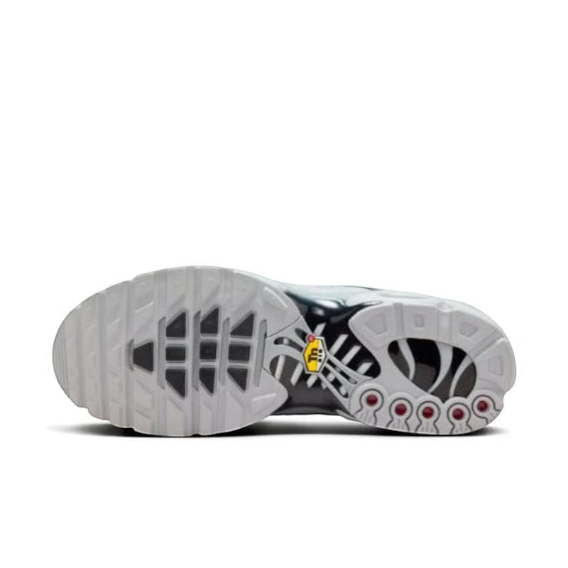 Nike Air Max Plus TN "Wolf Grey"